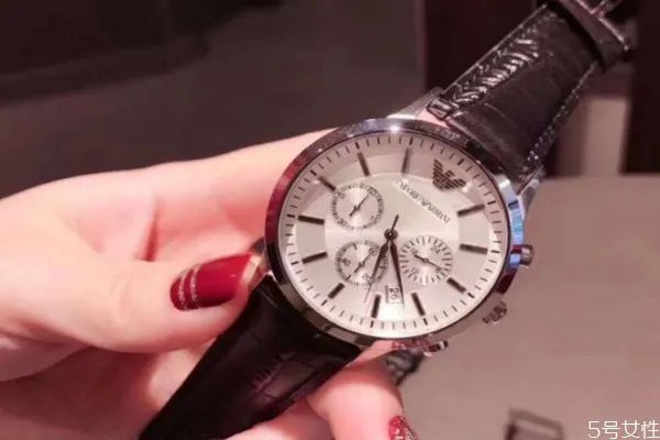 阿玛尼的表什么档次 阿玛尼手表怎么样