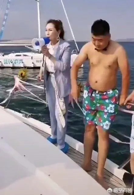 赵本山徒弟小鹏飞求婚丫蛋，对此你怎么看？