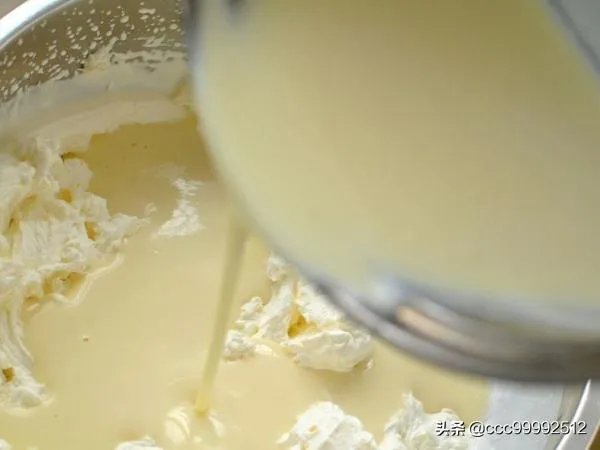 家庭自制冰淇淋简易做法?